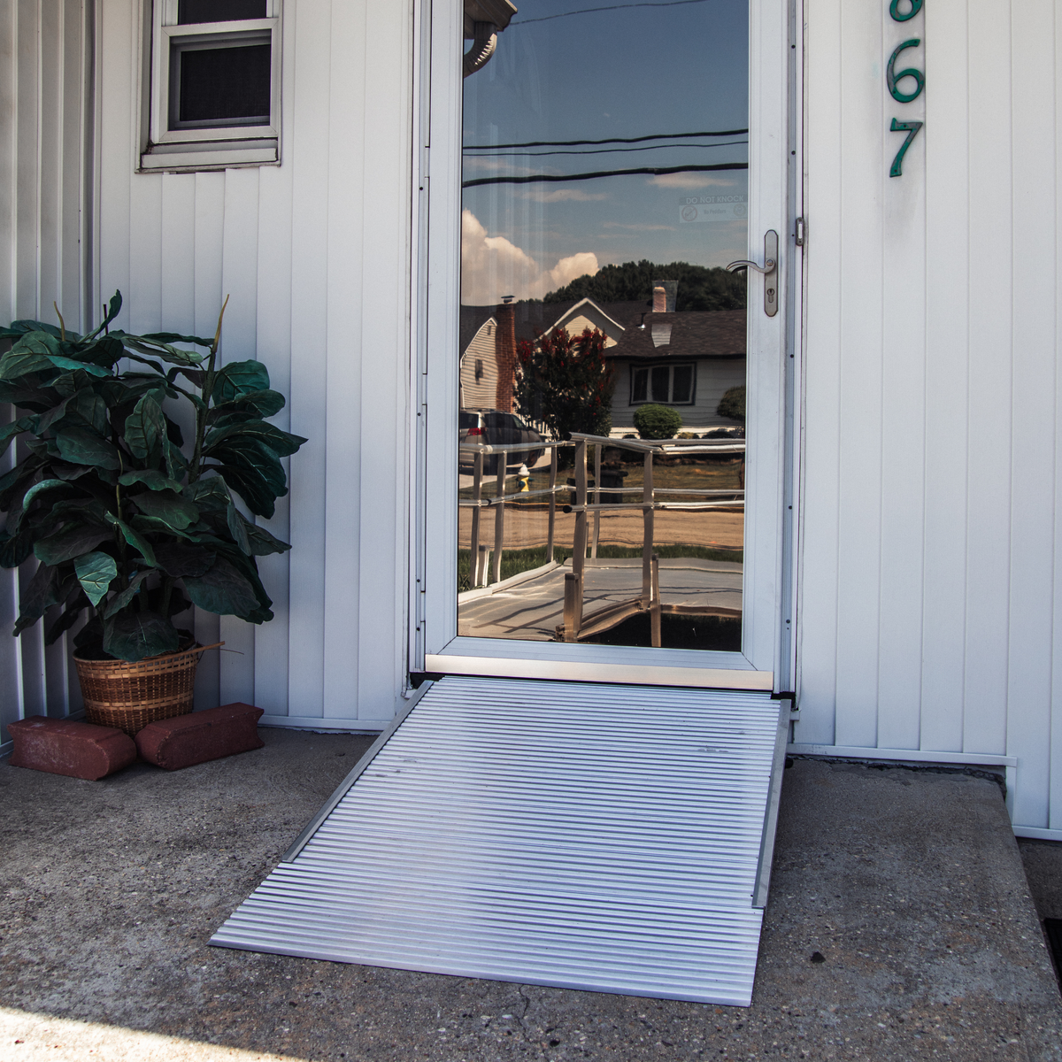 Fixed Aluminum Threshold Ramp (2", 36" Wide)