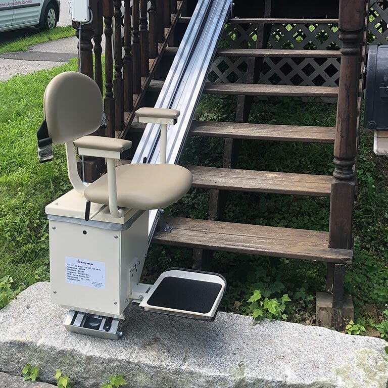 Durable Straight Outdoor Stair Lift